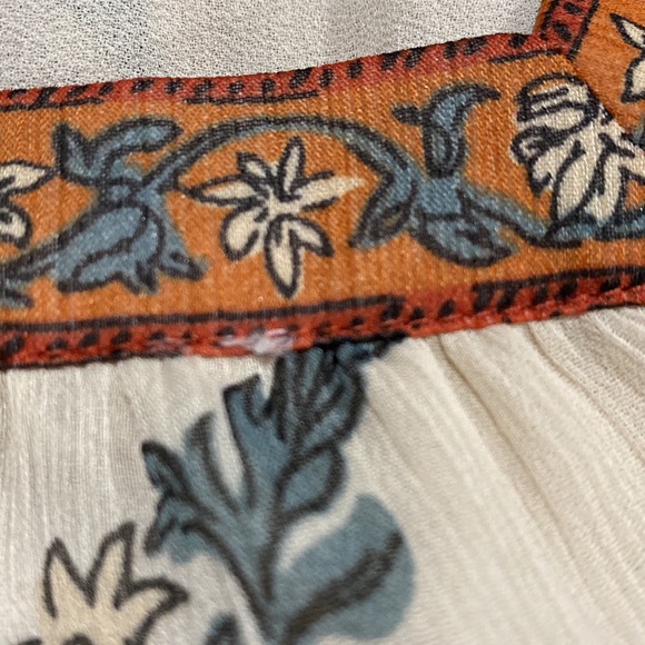 Ricki’s | Woman’s 3/4 Sleeve Flower Print Blouse - Size XS - Picture 6 of 6